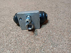 Циліндр гальмівний задній правий\лівий JAC J2 Джак Ж2 Жак