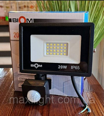 Світлодіодний прожектор з датчиком руху S6 20W 6200K IP65 (S6-SMD-20-Slim-S), фото 1