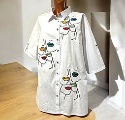 Стильна жіноча біла сорочка на ґудзиках, рукав 3/4, вишивка