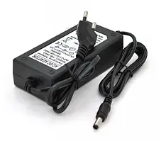 Блок живлення Voltronic YM-2430 імпульсний, 24В 3А (72Вт) штекер 5, 5/2, 5 + шнур живлення, довжина-1, 10 м