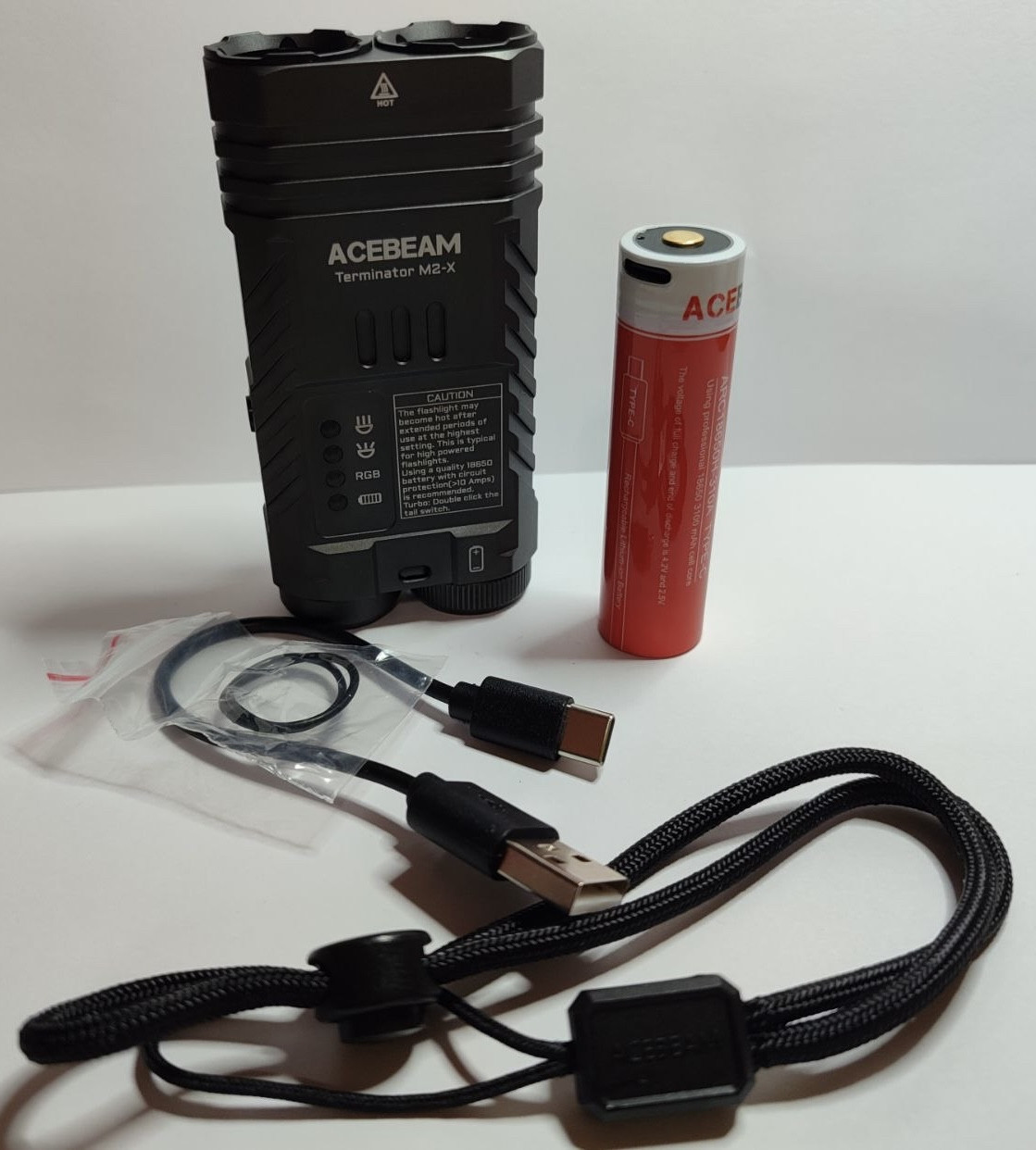Ліхтар Acebeam Terminator M2-X Nichia 519A 5000K CRI90 нейтральне світло