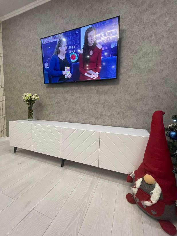 Тумба під телевізор Холлі 2,0 м Білий глянець МДФ