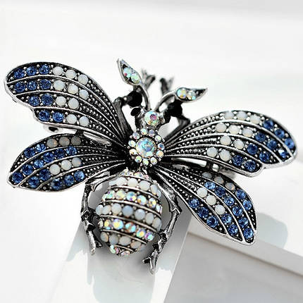 Брошка металева на золотистій основі муха з блакитними кристалами, що переливаються, розмір 40х60 мм, фото 2