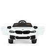 Дитячий електромобіль на акумуляторі BMW M5 з пультом радіокерування для дітей 3-8 років білий, фото 5