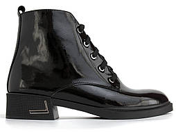 Лакові черевики шкіряні на байці демісезонне жіноче взуття великих розмірів COSMO Shoes Tatius Lac BS