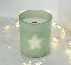 Аромасвічка з соєвого воску зелена ЛЕЙЛА - ТЮТЮН БЕРЛІ та ВАНІЛЬ з дерев'яним гнотом 170g 35h Гранд Презент NAC 1115