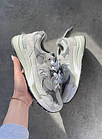Сірі замшеві чоловічі кросівки New Balance 992 Grey M992GR