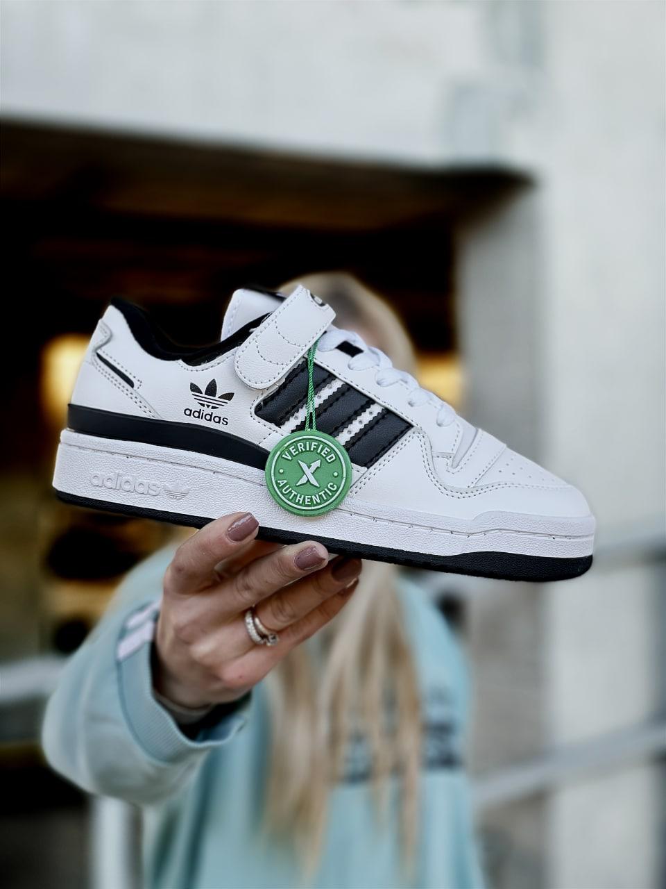 Білі кросівки Adidas Forum Low, фото 1