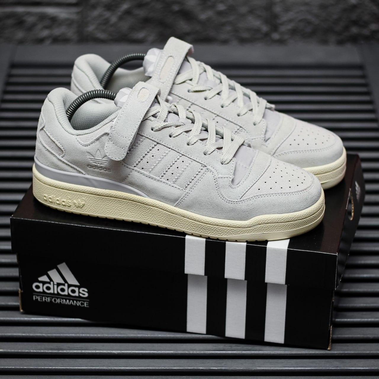 Сірі кросівки Adidas Forum 84 Low Light Grey Cream, фото 1