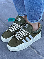 Оливкові замшеві жіночі кросівки Adidas Campus