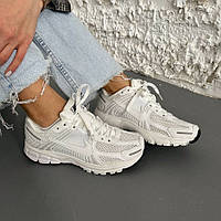 Білі літні текстильні жіночі кросівки Nike Air Zoom Vomero 5
