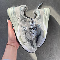 Сірі замшеві чоловічі кросівки New Balance 992 Grey M992GR