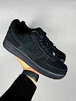 Зимові чорні замшеві чоловічі кросівки Nike Air Force 1 / Зимові замшеві кеди на хутрі Найк Аїр Форс 1