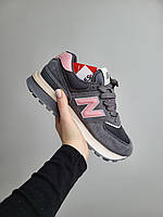 Сірі замшеві жіночі кросівки New Balance 574 Grey Pink Демісезонні кросівки Нью Беланс