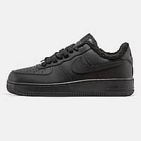 Зимові шкіряні чорні чоловічі кросівки Nike Air Force 1 Low Classic