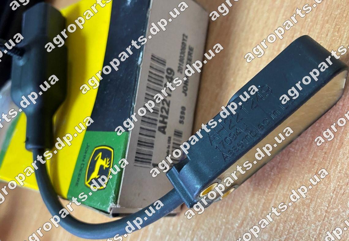 Сенсор AH221249 John Deere Speed Sensor Digital Numeric Inductive АН221249 датчик