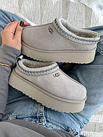 Зимові сірі замшеві жіночі Уггі шльопки Tasman Platform Light Grey на платформі натуральне хутро