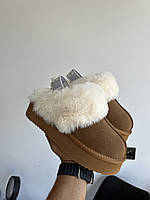 Зимові коричневі замшеві жіночі Уггі шльопки UGG Funkette Slipper Platform Camel на платформі натуральне хутро