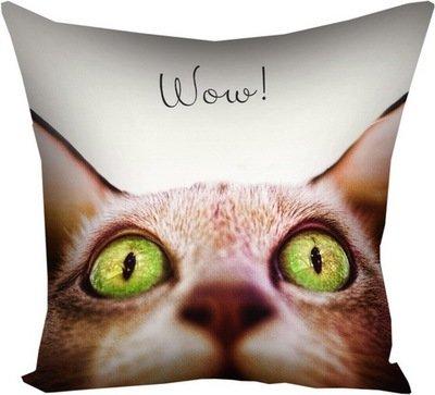 Подушка з принтом 50x50 см «Кіт з зеленими очима»