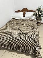 Велюровий плед "Шахатка" 200х220/Покривало в квадратик
