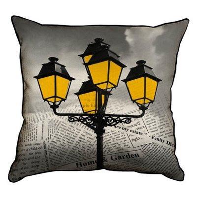 Подушка декоративна 45х45 см (мішковина) Вуличний ліхтар у Лондоні
