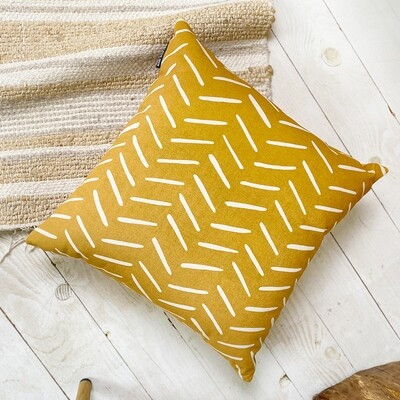 Подушка для дивана 45х45 см ««Сліди від шини»