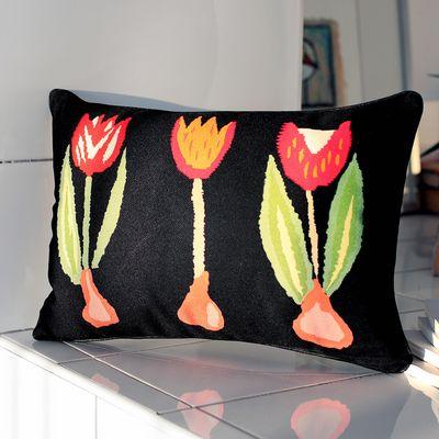 Подушка декоративна 45х32 см (мішковина) «Тюльпани»
