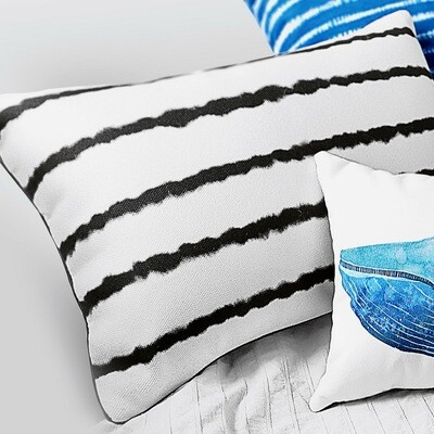 Подушка декоративна 45х32 см (мішковина) «Чорні смуги на білому тлі»