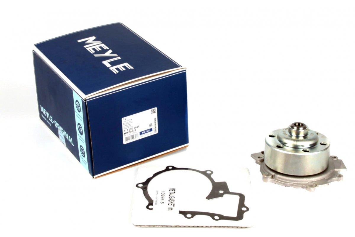 Помпа (двигун: OM651, гладкий шків) MB Vito 639 2.2CDI 2010- 0132200025 MEYLE