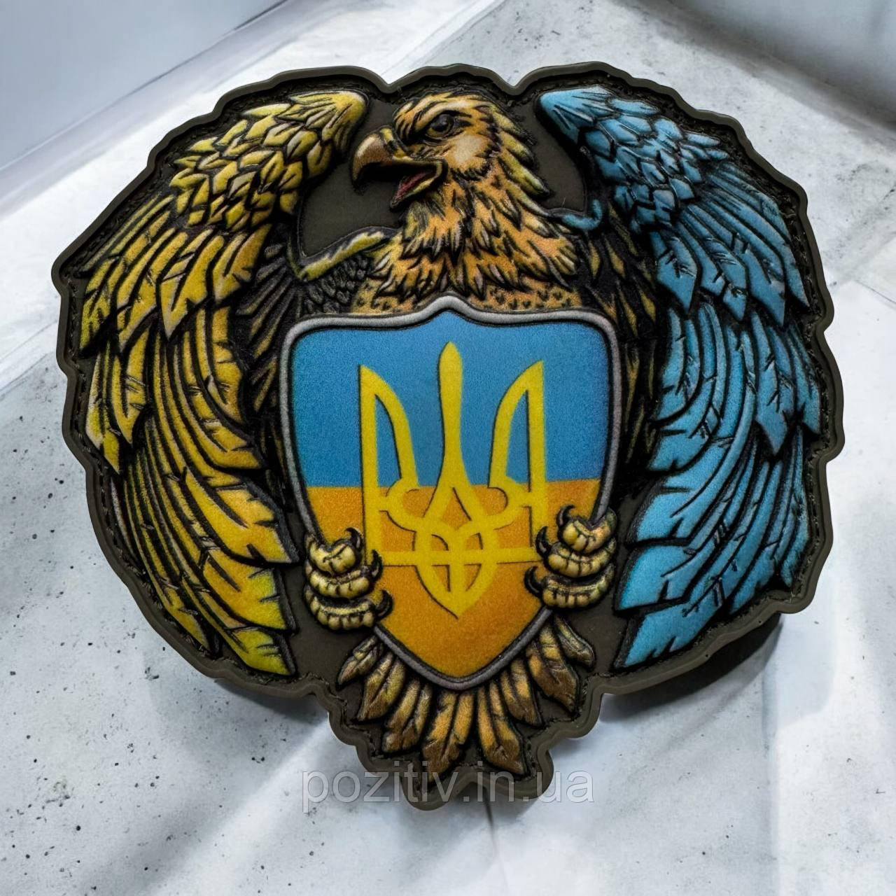 Нарукавний шеврон орел із тризубом зсу