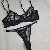 Комплект жіночої білизни чорного кольору в сітці ліф з кісточками та трусики стрінги, фото 3