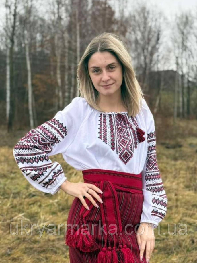 Вишиванка ручної роботи "Мирося"