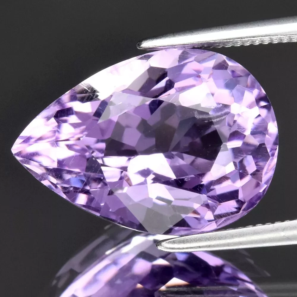 Аметист 5.39 Ct 14,0 x 10,0 x 7,6 мм.