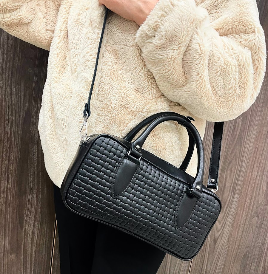 Сумка жіноча "Бріджит" натуральна шкіра, чорний , тиснення венетто, фото 1