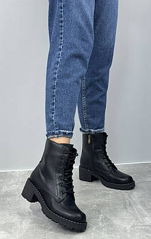 Черевики жіночі демісезонні 8 пар у ящику чорного кольору 36-41