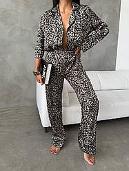 Жіночий леопардовий піжамний костюм штани і сорочка