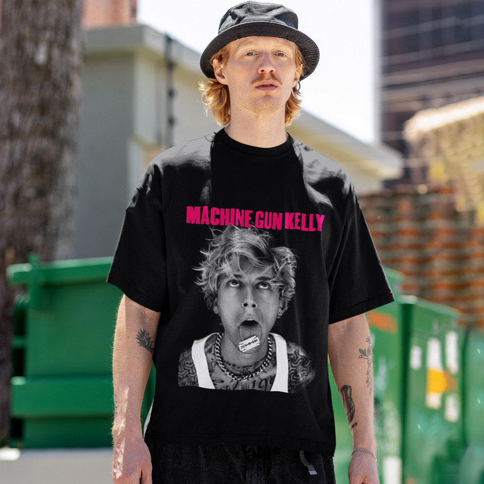 Футболка унісекс Machine Gun Kelly (Razor Blade) L чорний, фото 1