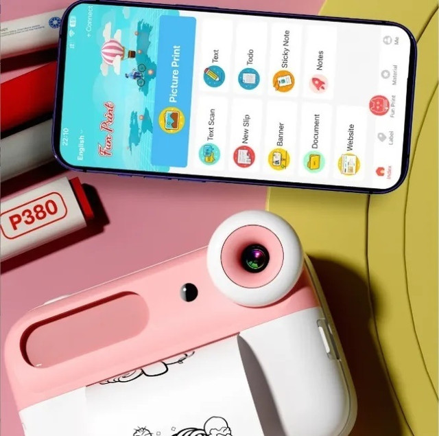 Фотоапарат з функцією миттєвого друку