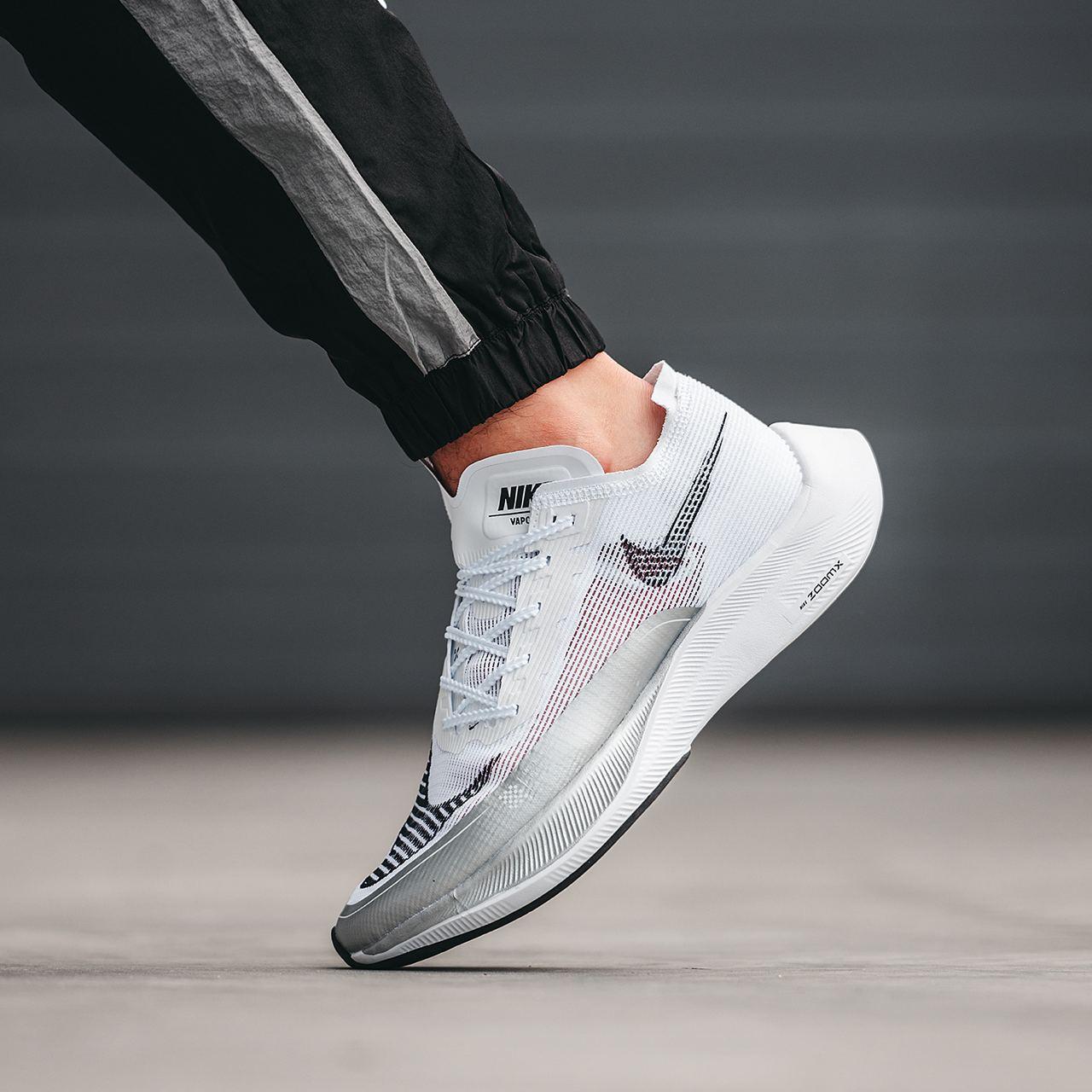 Чоловічі Кросівки Nike Air ZoomX Vaporfly Next 2 White / Найк Аїр Зум Вапорфлай Некст 2 Білі з Чорним