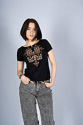 Чорна жіноча вишита футболка на кожен день у патріотичному стилі «Елегія (коричнева вишивка)»