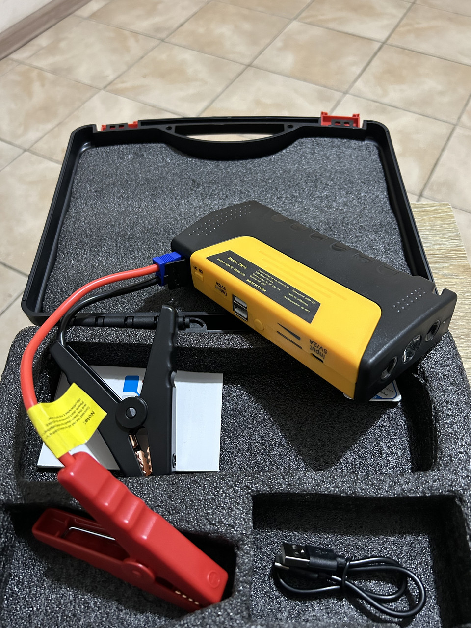 Пускозарядний пристрій 68800 мА·год JUMPSTARTER T15M