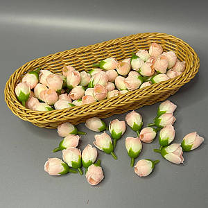 Бутон трояндочки 2 см - рожевый світлий