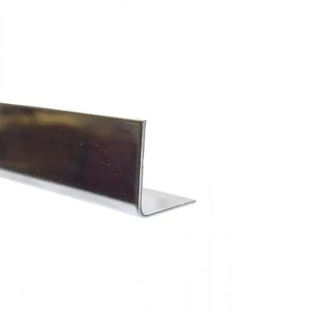 Кутник з нержавіючої сталі