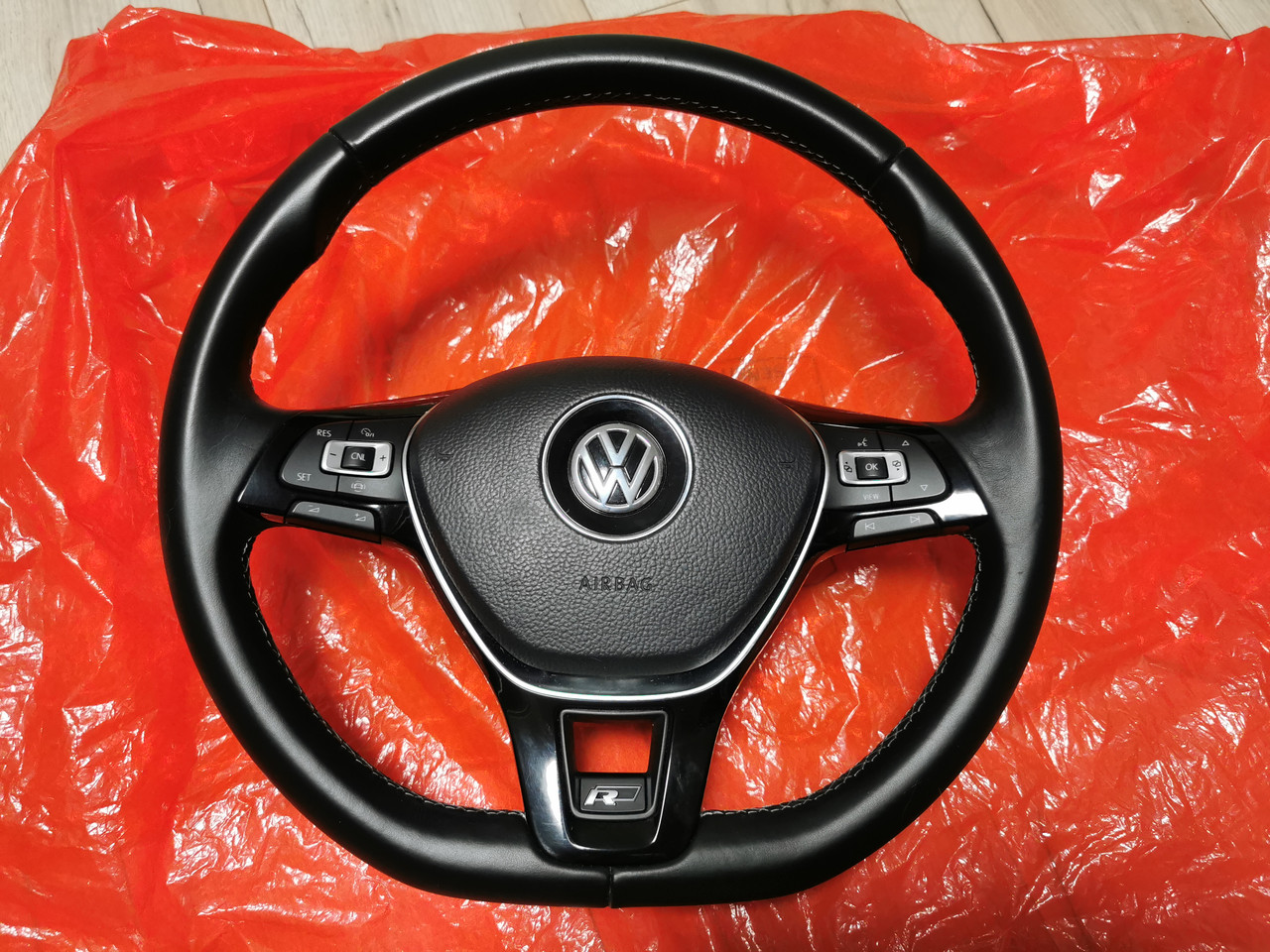 Мульти кермо для Volkswagen  R-line з AIRBAG шкіра MQB