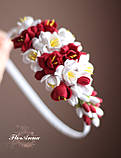 "Біло-червоні фрезії" обідок для волосся з квітами, фото 4