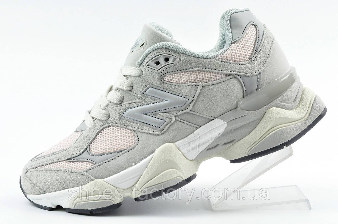 Кросівки жіночі New Balance 9060
