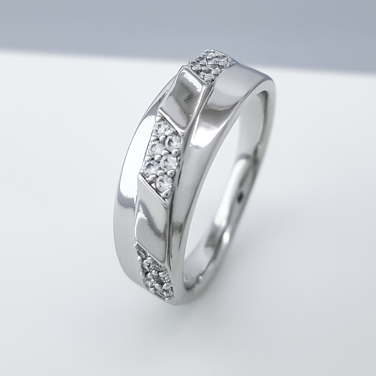 Кільце "Комбіноване" з розсипом каміння; р.16,5; медичне золото Xuping, родій, фото 1