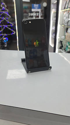 Б/в iPhone SE 64Gb, фото 1