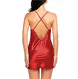 Жіночий пеньюар зі стрейчевого атласу з вишивкою на грудях у червоному кольорі, фото 2