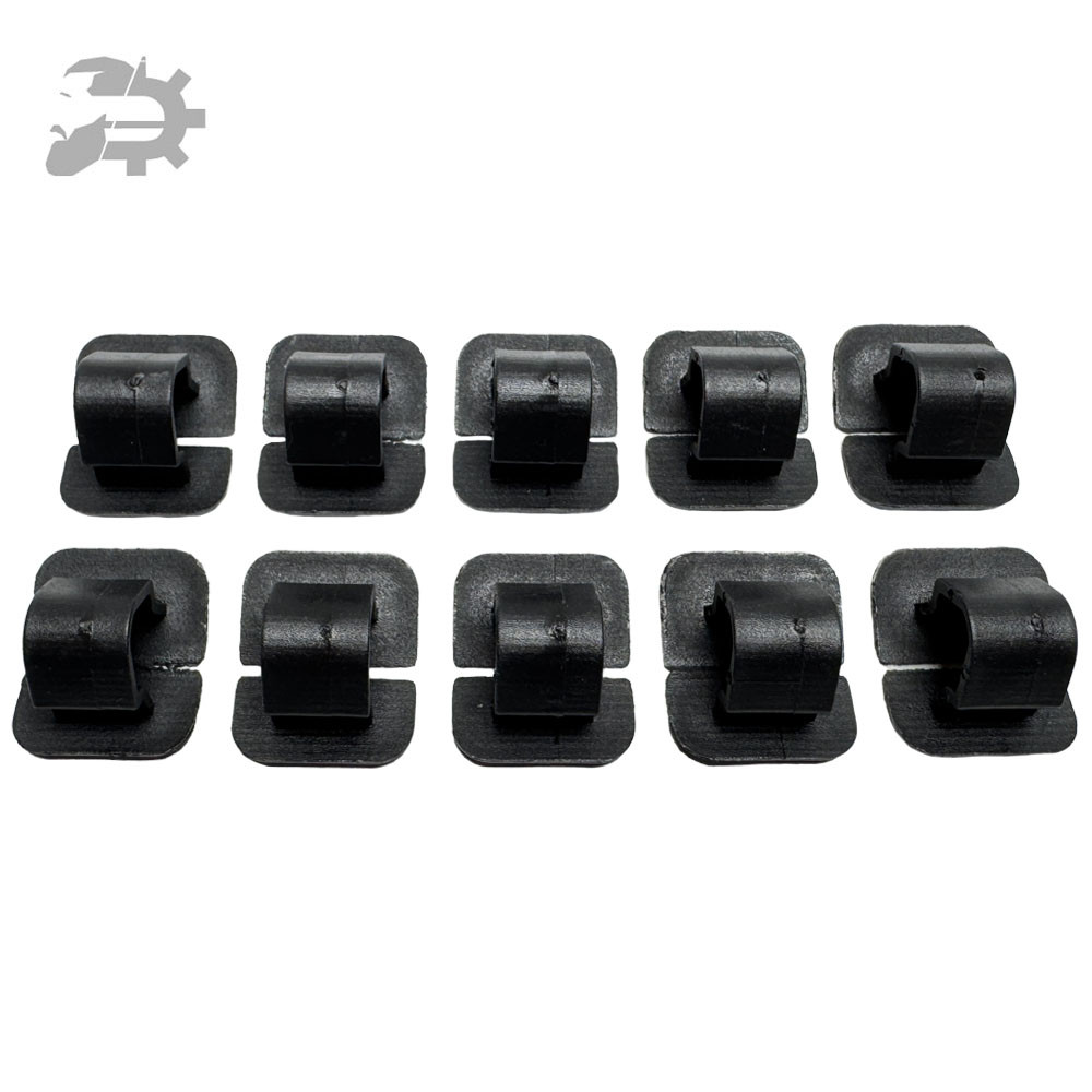 Кліпса утеплювача капота Fabia 1 Skoda 8E0863727A 1H5863849A 1H5863849